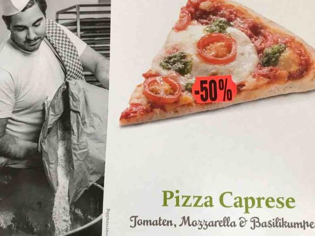 Pizza  Caprese, Tomaten, Mozzarella & Basilikumpesto in bio  | Hochgeladen von: Skoach