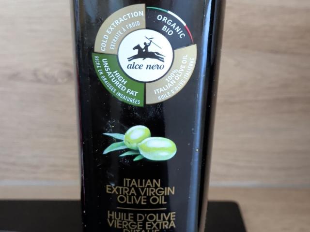 Hochgeladen von: Mia Hundvin