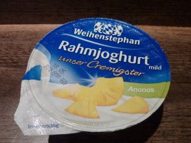Frischer Rahmjoghurt mild, Ananas | Hochgeladen von: Schlickwurm