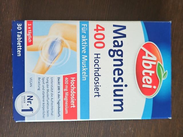 Hochgeladen von: bluebook Hochgeladen von: bluebook