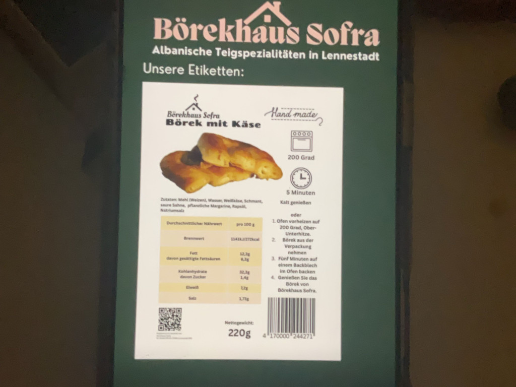 Hochgeladen von: NicciBo