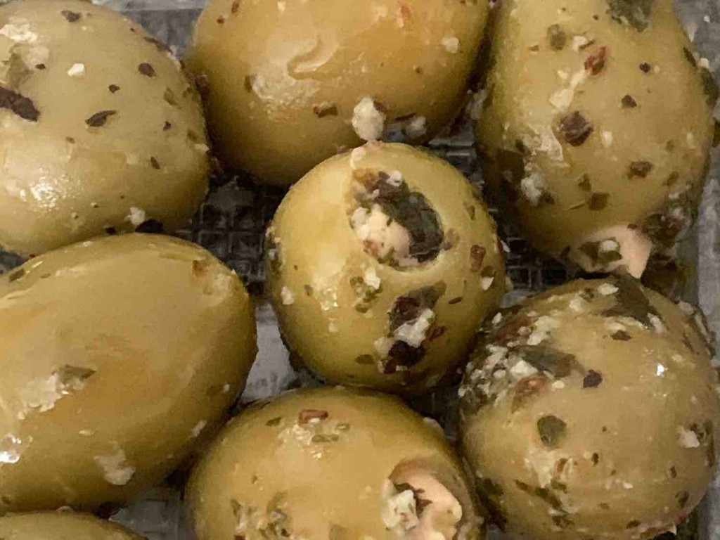 Oliven gefüllt mit Mandel in Knoblauch, Globus von mz16 | Hochgeladen von: mz16