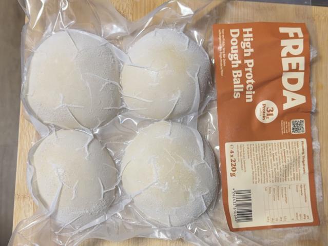 Hochgeladen von: r3t3