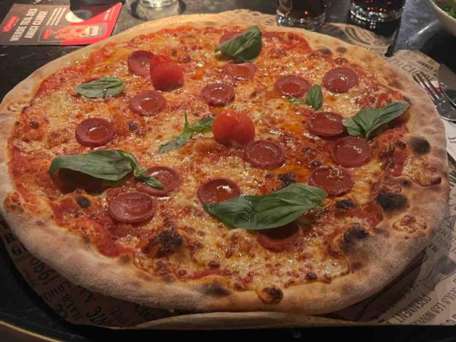 L’osteria Pizza Salsiccia Piccante von SaSarah | Hochgeladen von: SaSarah