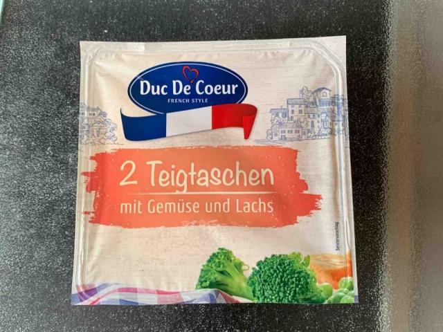 Teigtasche, mit Lachs und Gemüse von Minzey | Hochgeladen von: Minzey