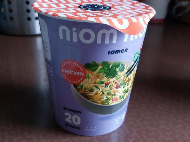 Hochgeladen von: Julimoon85