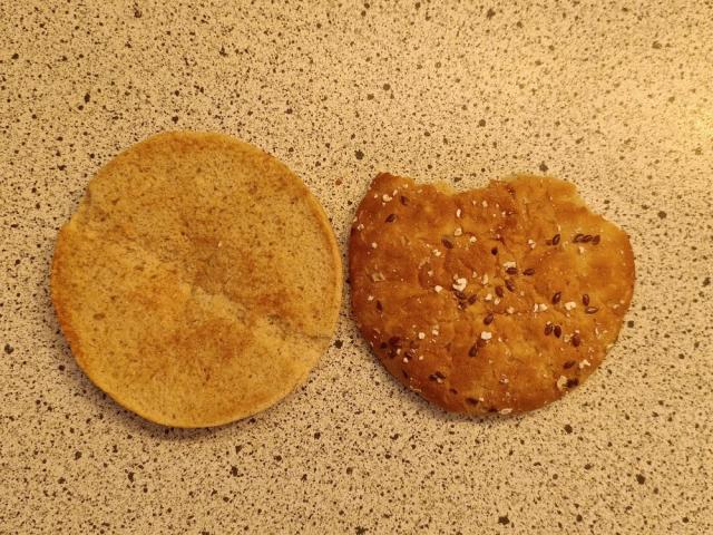 Hochgeladen von: Stella Steinbrenner Hochgeladen von: Stella Steinbrenner