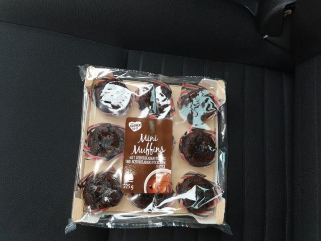 Mini Muffins mit Schokoladenfüllung und Schokoladenstückchen, 25 | Hochgeladen von: annakare2