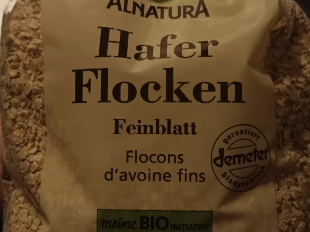 Hochgeladen von: Pikaa18