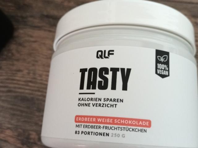 Tasty Erdbeere weiße Schokolade, 1,0 Fett von Kylie Bi | Hochgeladen von: Kylie Bi Tasty Erdbeere weiße Schokolade, 1,0 Fett von Kylie Bi | Hochgeladen von: Kylie Bi