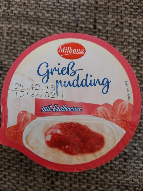 Grieß Pudding mit Erdbeeren von Lieen | Hochgeladen von: Lieen