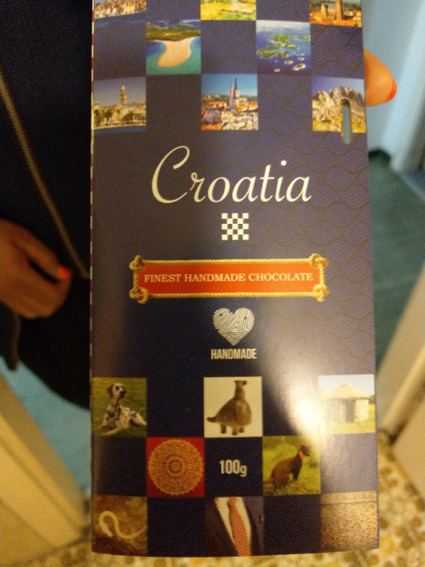Croatia Finest Handmade Chocolate, Dunkle Schokolade 54 % von Ea | Hochgeladen von: Eatlesswalkmore