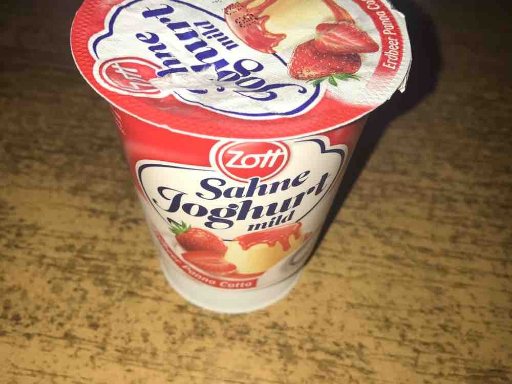 Sahnejoghurt, Erdbeer Panna Cotta von Mojotime | Hochgeladen von: Mojotime