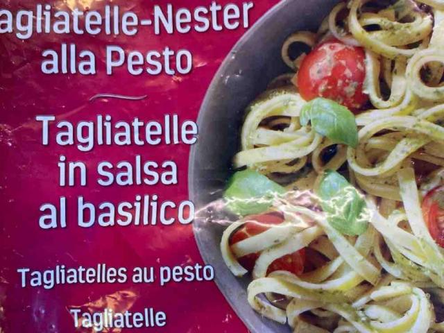 Tagliatelle-Nester alla Pesto von Stephan2003 | Hochgeladen von: Stephan2003