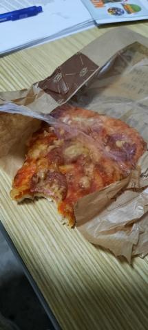 Pizza-Schnitte Margherita von Black_Jule | Hochgeladen von: Black_Jule