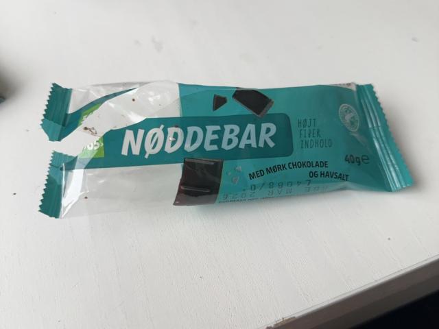 Nøddebar, Mørk chokolade by Metteb | Uploaded by: Metteb