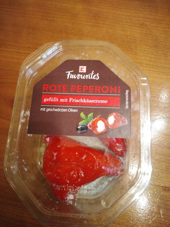 Rote Peperoni, gefüllt mit Frischkäsecreme von Natala | Hochgeladen von: Natala