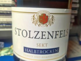 Stolzenfels Sekt , halbtrocken | Hochgeladen von: catcherberlin