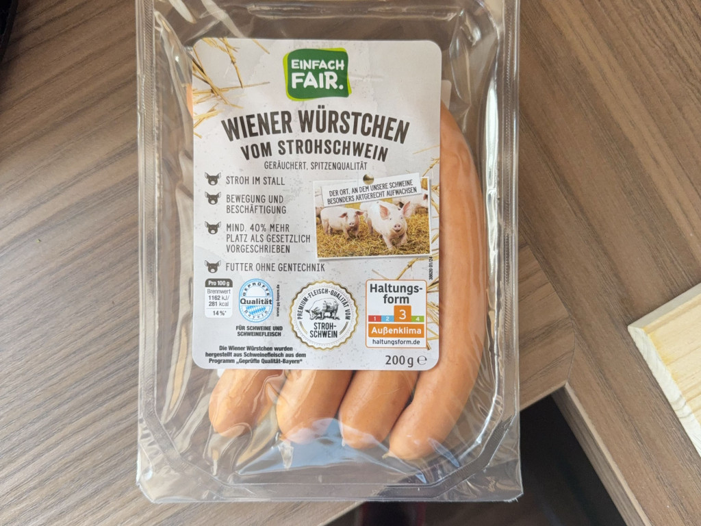 Wiener Würstchen, vom Strohschwein von vindieselmuc | Hochgeladen von: vindieselmuc Wiener Würstchen, vom Strohschwein von vindieselmuc | Hochgeladen von: vindieselmuc
