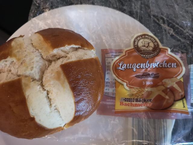 Laugenbrötchen, 3 Stück von kaeferschnuppe | Hochgeladen von: kaeferschnuppe