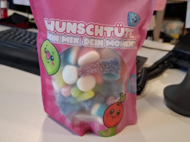 Hochgeladen von: beo7two Hochgeladen von: beo7two