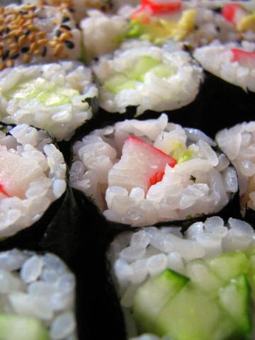 Maki Sushi, Surimi, Krebsfleisch-Imitat | Hochgeladen von: greif