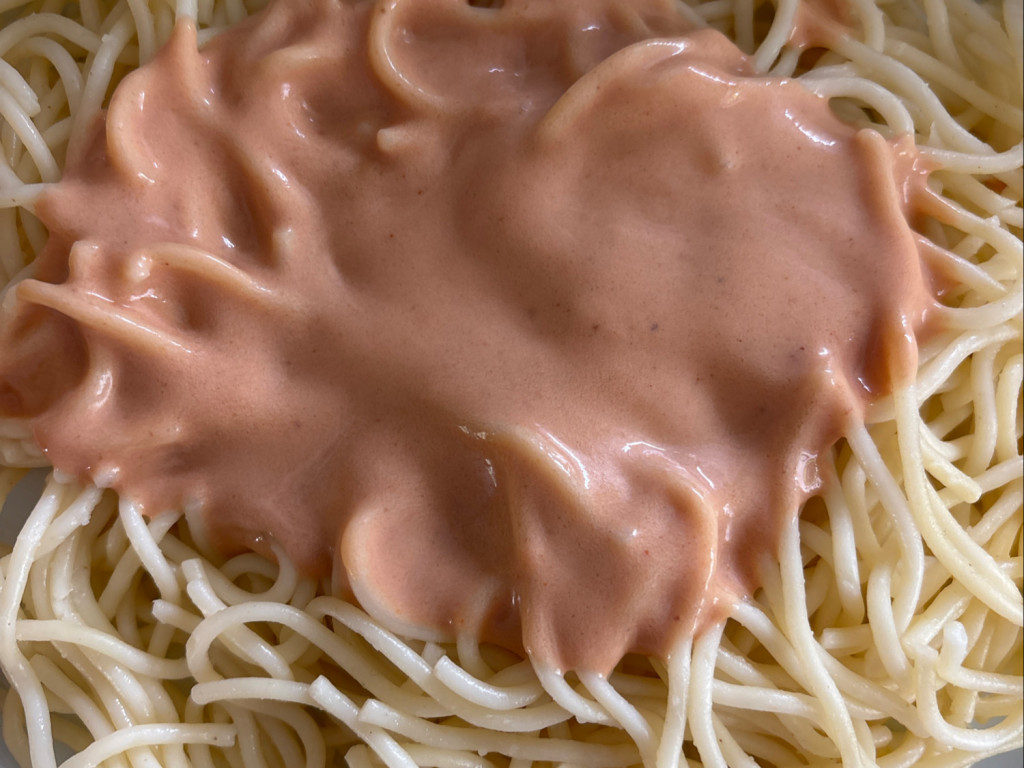 Tomatensahnesauce von Spektakulilla | Hochgeladen von: Spektakulilla Tomatensahnesauce von Spektakulilla | Hochgeladen von: Spektakulilla