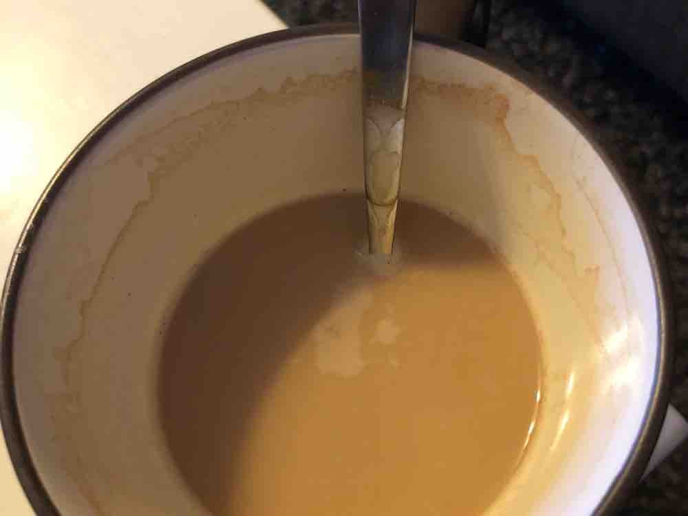 Kaffee mit Milch 1,5% und 1 Süßstofftablette von bananenikky118 | Hochgeladen von: bananenikky118