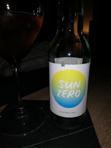 Sunzero, Rosé Secco Alkoholfreier Wein von Jasmin60 | Hochgeladen von: Jasmin60