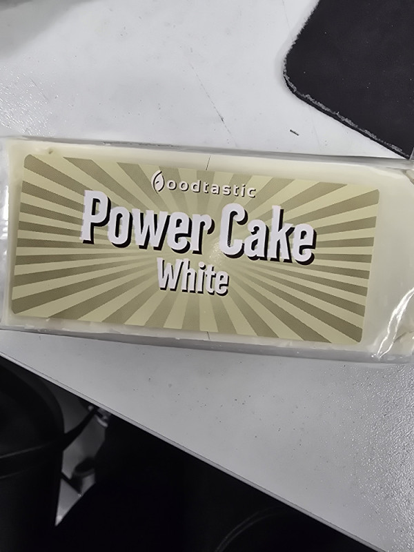 Power Cake White von EricJarosch | Hochgeladen von: EricJarosch