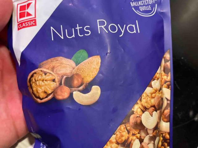 Nuts Royal von ibolzuholz | Hochgeladen von: ibolzuholz