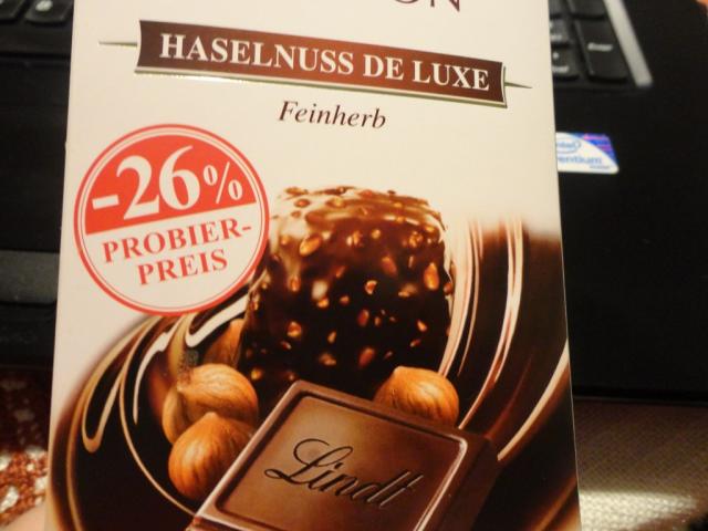 Lindt Creation HASELNUSS DE LUXE Feinherb, feinherb | Hochgeladen von: reg.