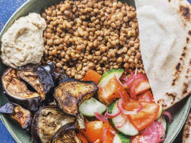 Hummus-Bowl mit Sesamaubergine von juliamima | Hochgeladen von: juliamima