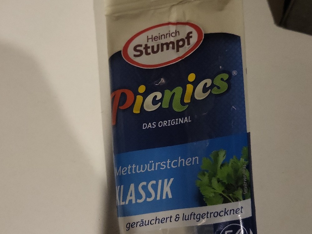 Hochgeladen von: EricS93