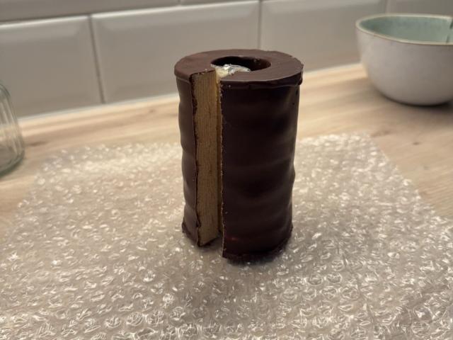 Hochgeladen von: anniethinks Hochgeladen von: anniethinks