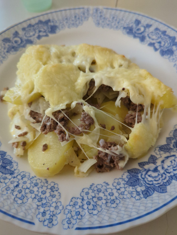 Weißkohlauflauf, käseüberbacken Hackfleisch gemischt ei sahne to | Hochgeladen von: Maik_81