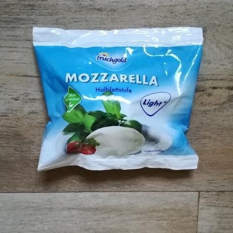 Mozzarella, Halbfettstufe | Hochgeladen von: tigerlillyhh
