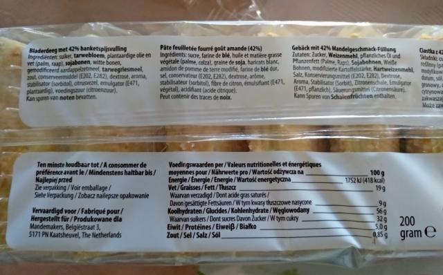 Spijsbroodjes, Gebäck mit Mandelgeschmack-Füllung | Uploaded by: Grandia