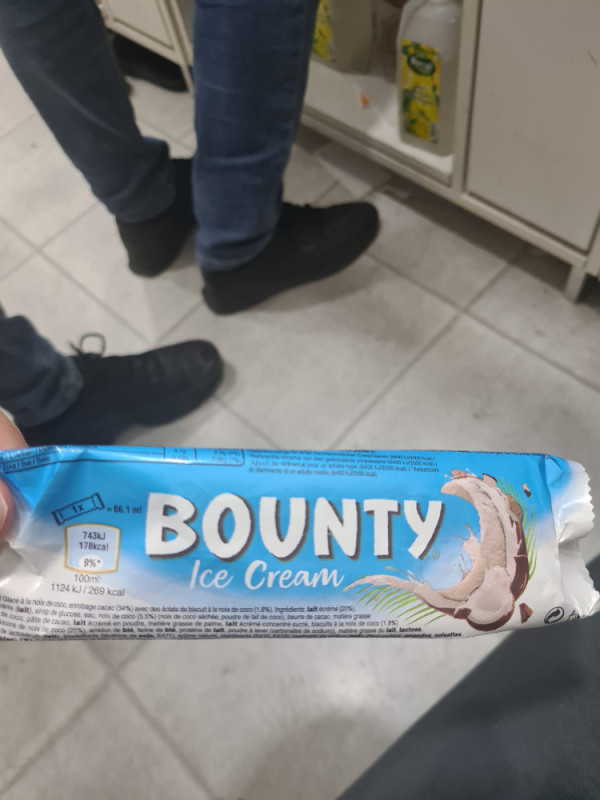 Bounty Ice Cream von snikk4z | Hochgeladen von: snikk4z