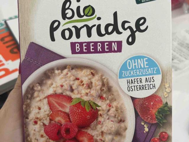 Porridge, with oat milk by danakamburova | Uploaded by: danakamburova