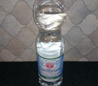 Quellbrunn Mineralwasser, medium | Hochgeladen von: feenstaub2.0