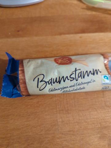 Baumstamm, Edelmarzipan und Edelnougat by flobayer | Uploaded by: flobayer