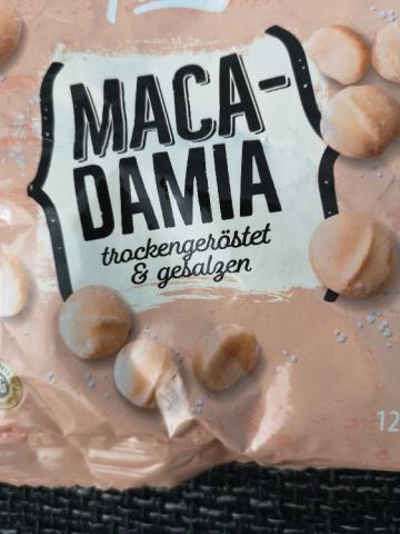 Macadamia, trockengeröstet und gesalzen von InaZoro | Hochgeladen von: InaZoro