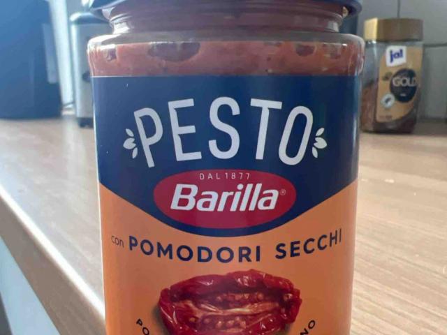 Pesto Rosso, Con  Pomodori Secchi by josla101 | Uploaded by: josla101