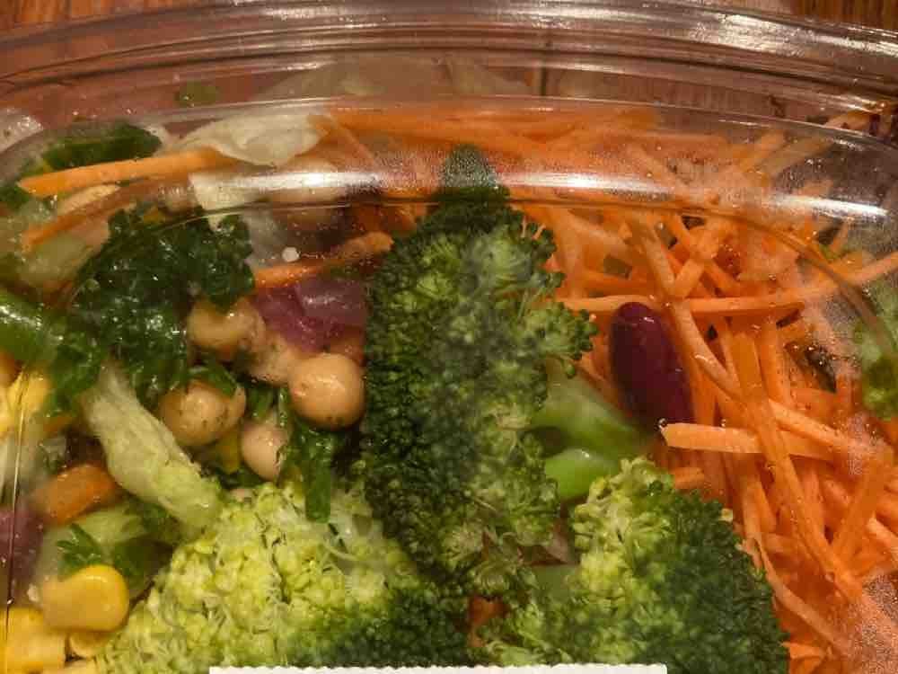 Salat mit Broccoli, vegetarisch von JensLang | Hochgeladen von: JensLang