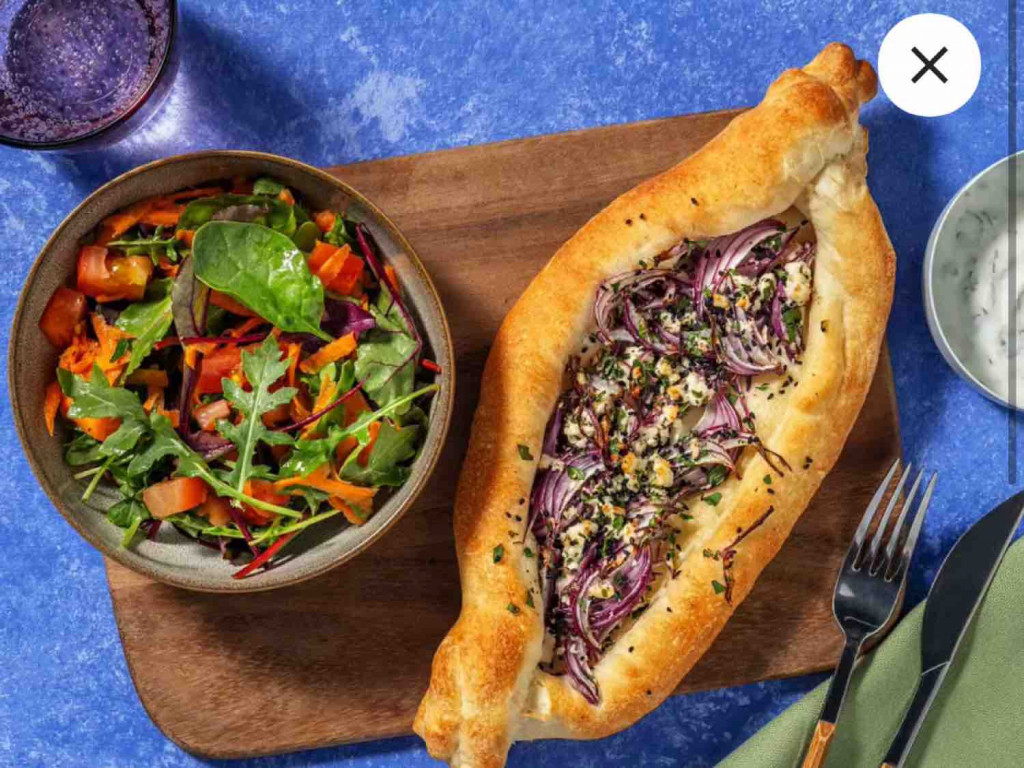 içli Pide mit Hirtenkäse, Zwiebeln & Minzjoghurt von mareike | Hochgeladen von: mareikebuesing