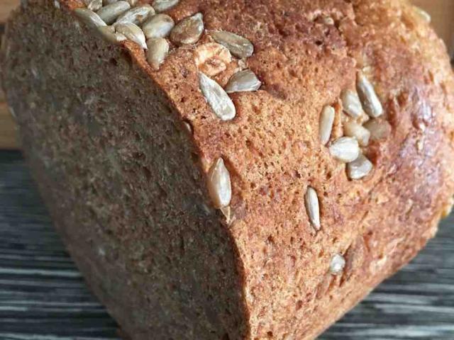 Dinkel-Vollkornbrot von Zumsl | Hochgeladen von: Zumsl