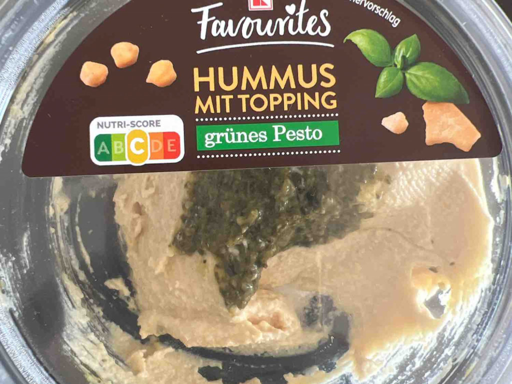 Hummus mit Topping, grünes Pesto von alexandrabadziong | Hochgeladen von: alexandrabadziong