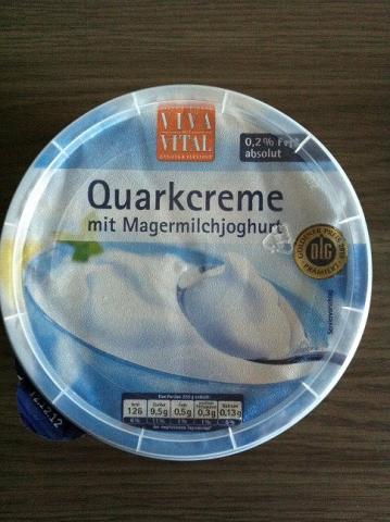 Quarkcreme 0,2%, mit Magermilchjoghurt | Hochgeladen von: Annipuh