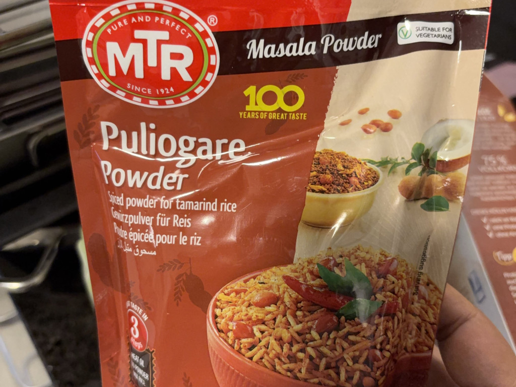 Hochgeladen von: savithamallela